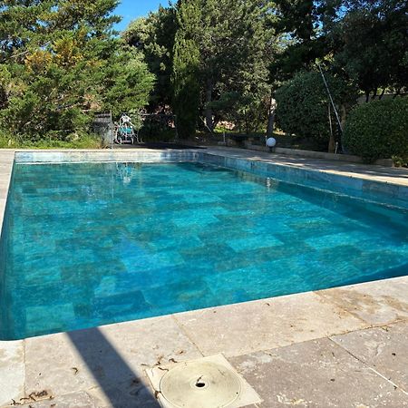 Gite 2 Chambres Avec Piscine Sernhac Buitenkant foto