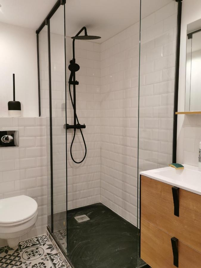Gite 2 Chambres Avec Piscine Sernhac Buitenkant foto